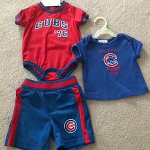 6/9 months Cubs set and T-shirt